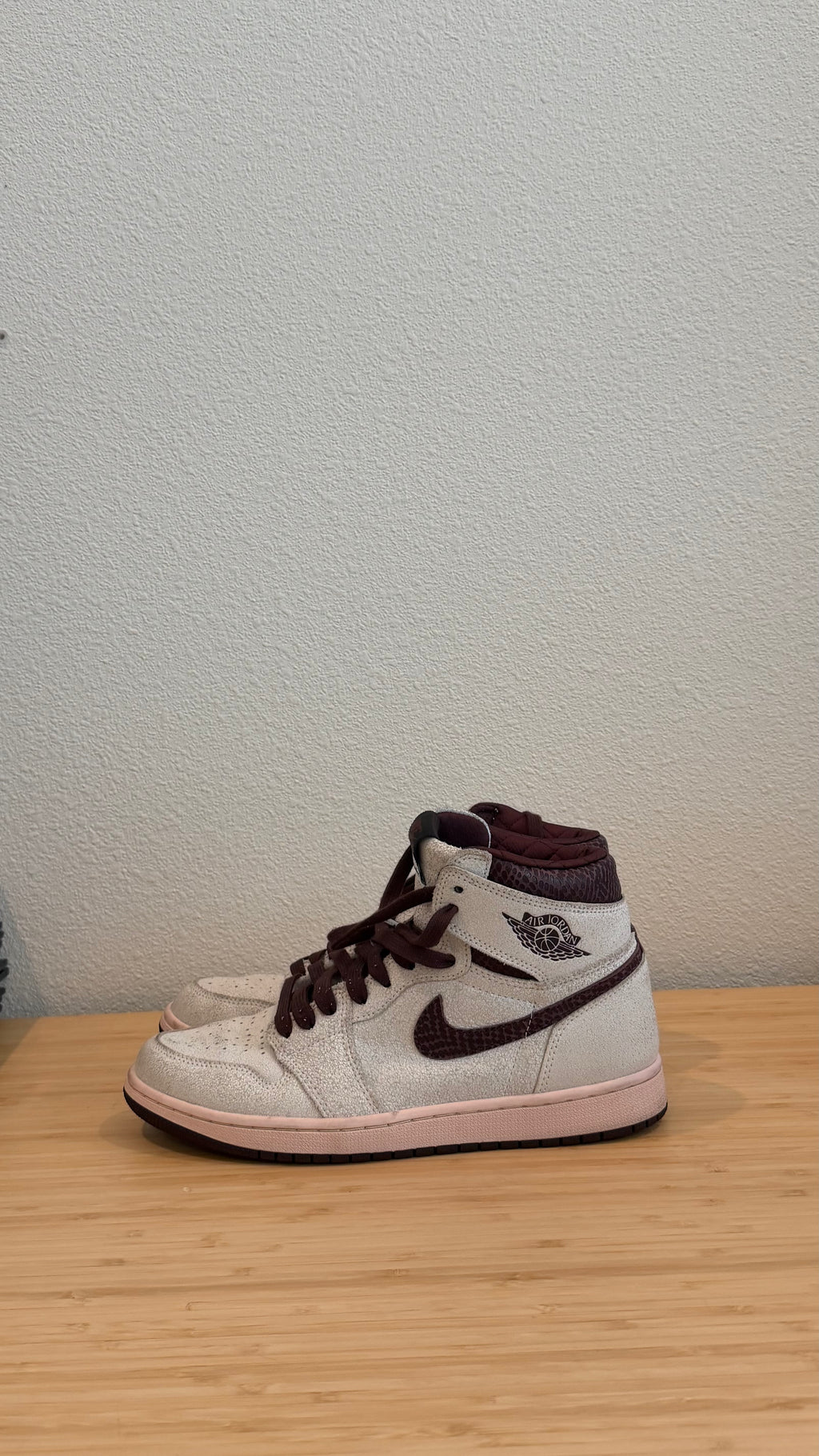 A Ma AJ1