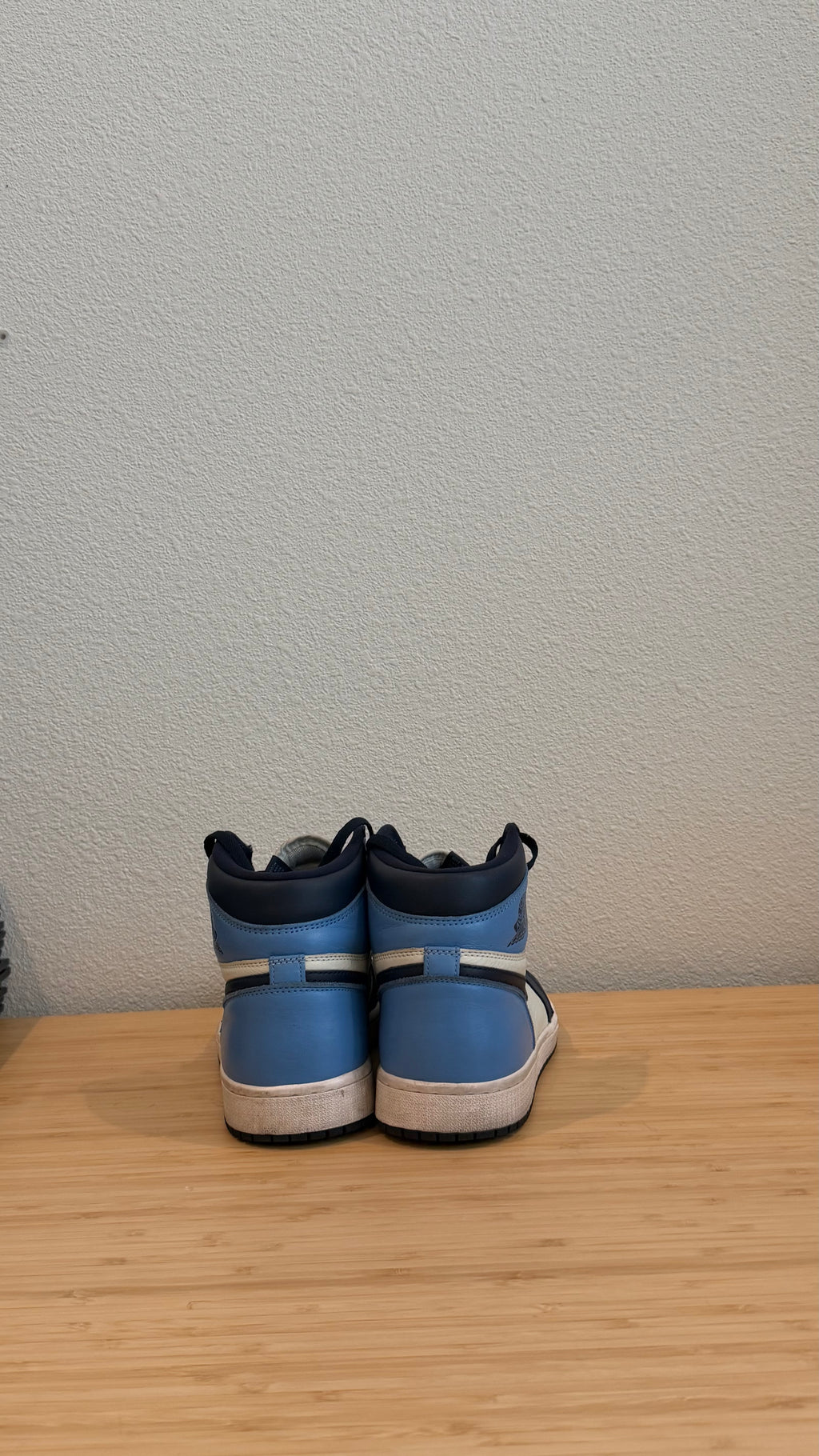 Obsidians AJ1