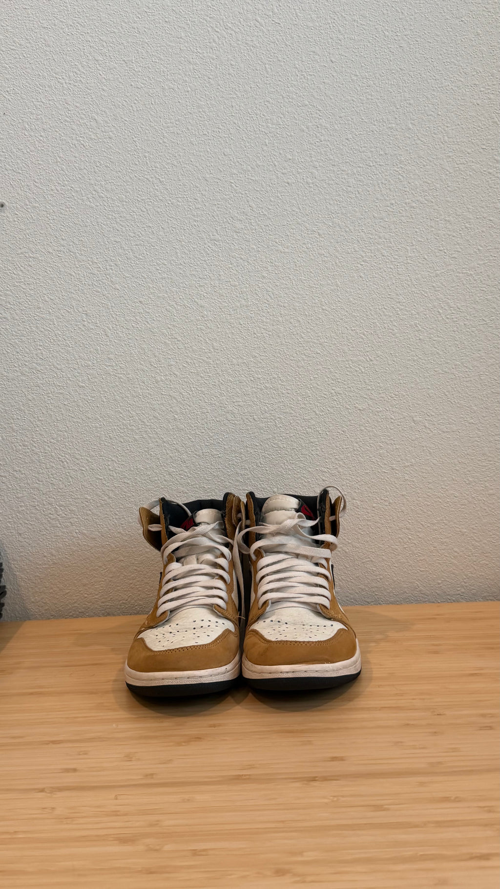 ROY AJ1