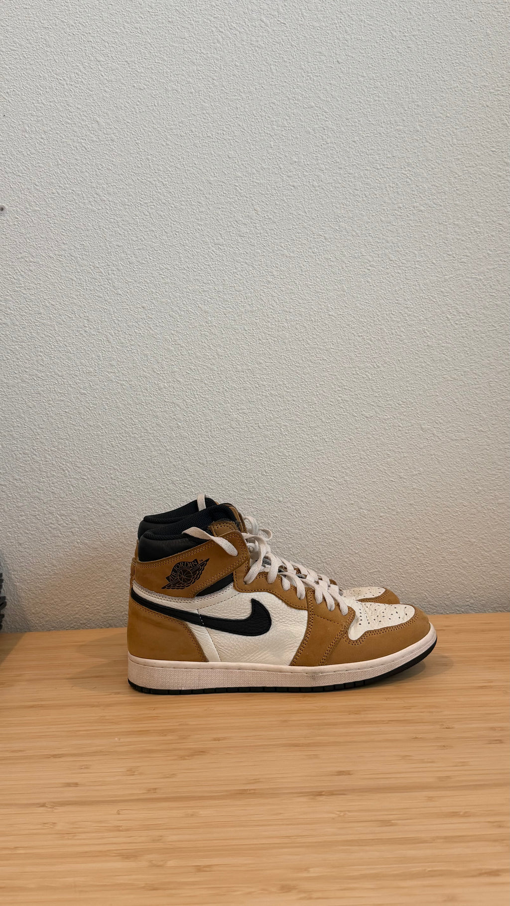 ROY AJ1