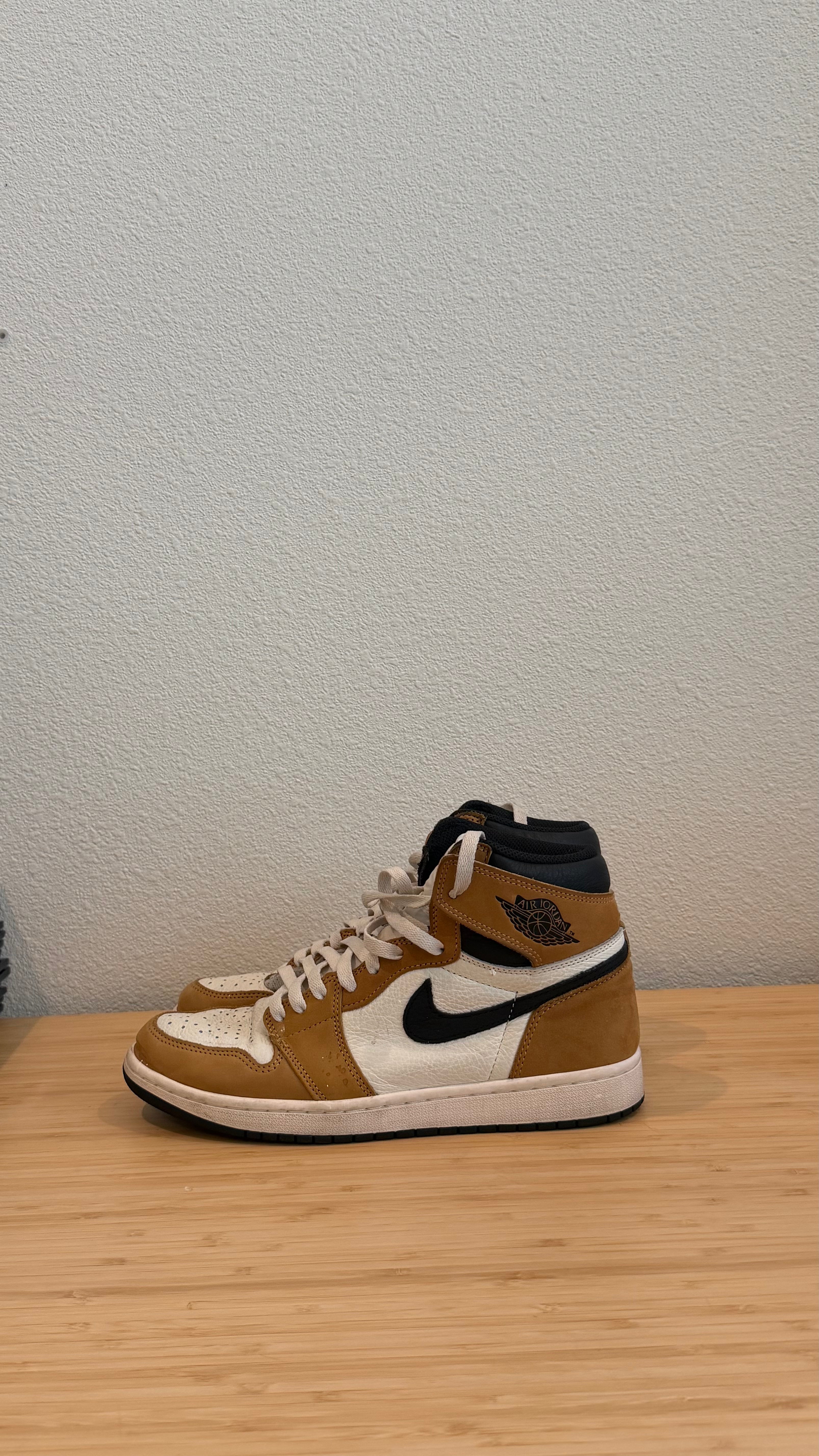 ROY AJ1